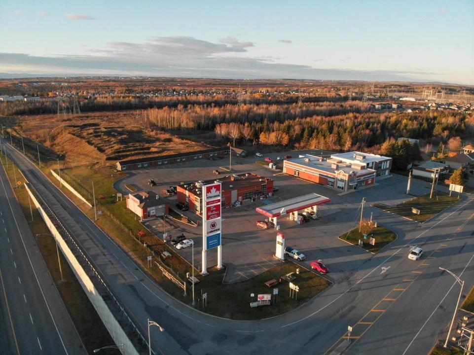 Motel Express Saint-Antonin Eksteriør bilde