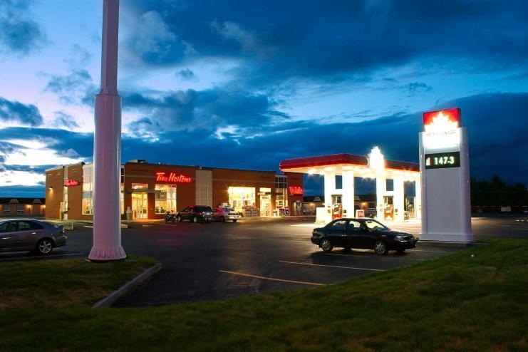 Motel Express Saint-Antonin Eksteriør bilde